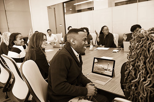 black-and-white-chairs-conference-room-discussion-1181400-500-3